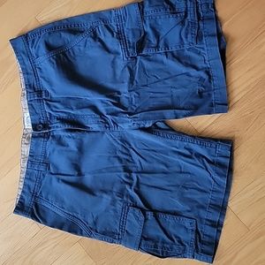 St. John Bay Men's Blue cargo sz 40